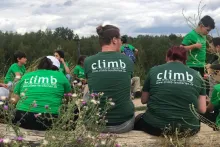 climb Teilnehmer*innen genießen die Aussicht